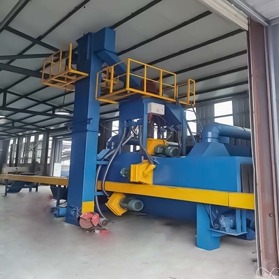 Máquina automática para la limpieza de tubos de acero montados en rieles