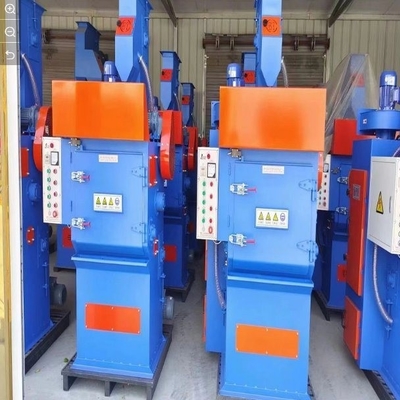 Alta limpieza limpieza automática de óxido de rastreador tirador cinturón de escombros tirado máquina de explosión uno
