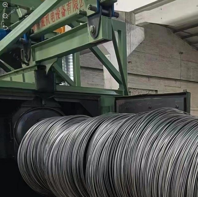 Servicio postventa de un año Máquina de reventado de alambre de rodilla de bobina con abrator rotativo